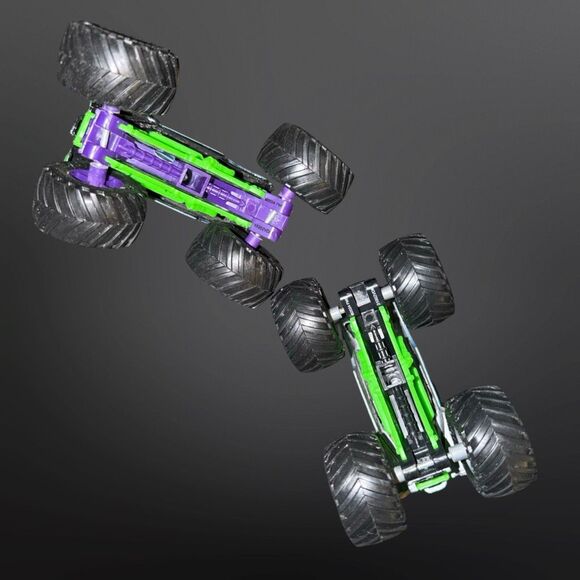 2 Hot Wheels Monster Jam Grave Digger & Legend Grave Digger 1:64 Scale A25 - Picture 8 of 9